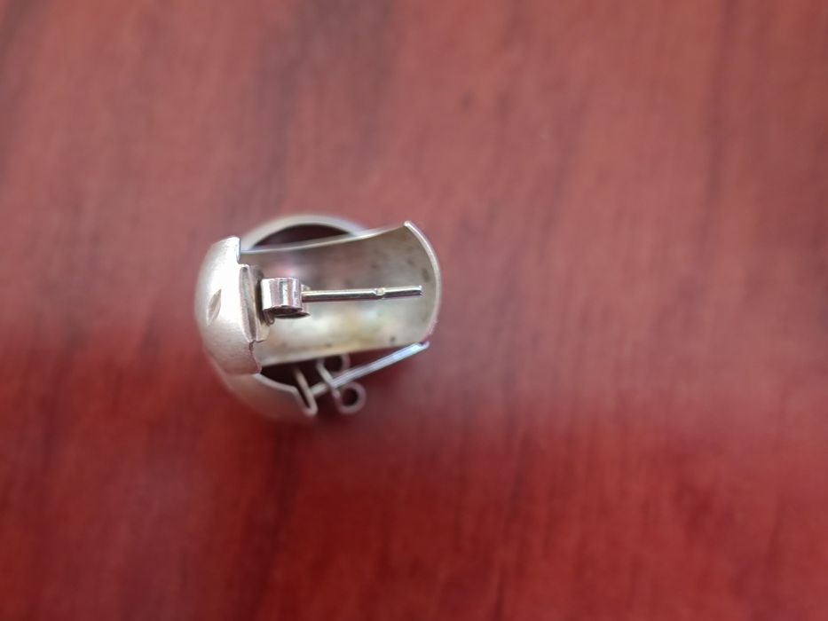 Продам серебряные серги