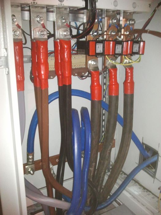 Elektryk. Instalacje elektryczne. Pomiary.  Awarie.