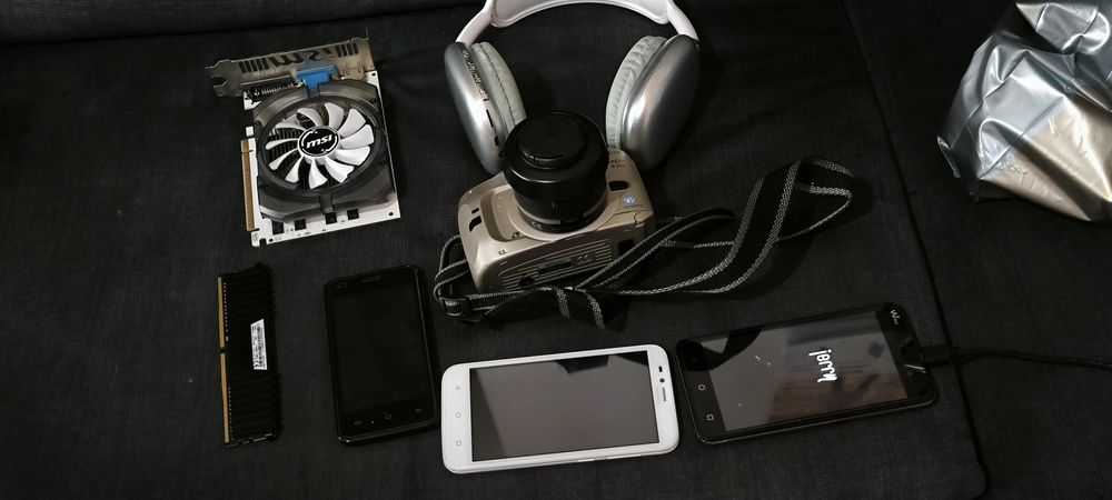 Vendo estes telemóveis