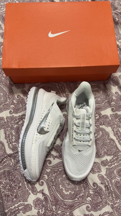 Nike pegasus premium 40