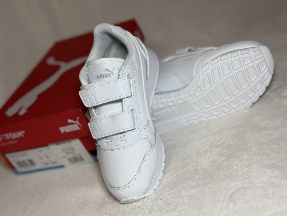 Нові дитячі кросівки ST Runner v4 Puma