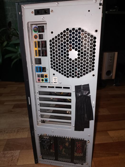 Корпус Antec P183 V3 + блок питания Antec CP-850 (850W)