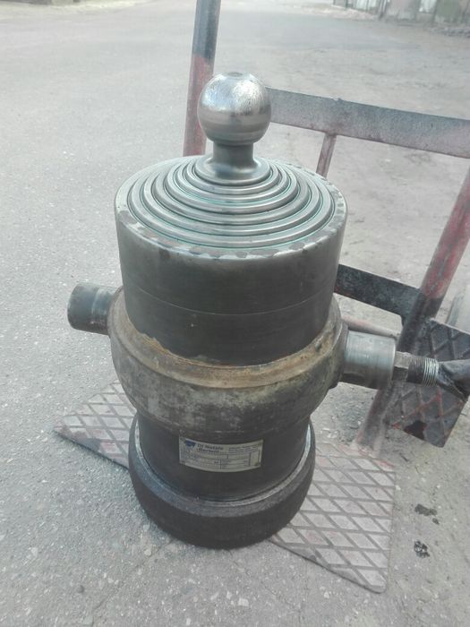 Siłownik di Natale berteli 1800mm