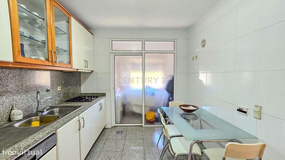 Apartamento T2+1 em Alfena, junto ao Parque Vale do Leça com garagem e