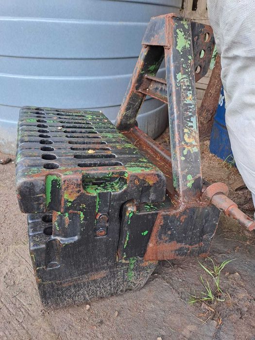 Obciążniki walizkowe John Deere 12 szt.