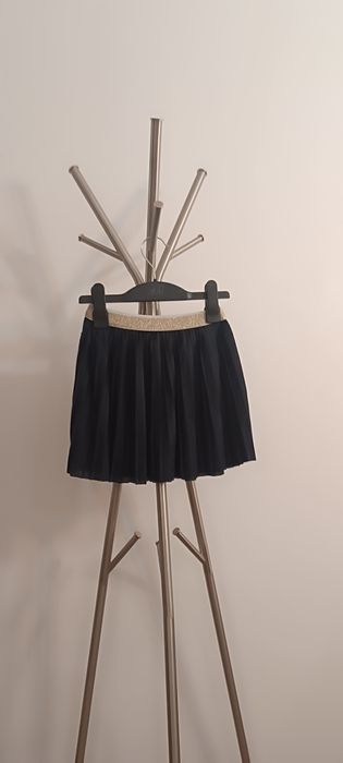 Spódniczka plisowana czarna z złotym paskiem tape a loeil rozm 110