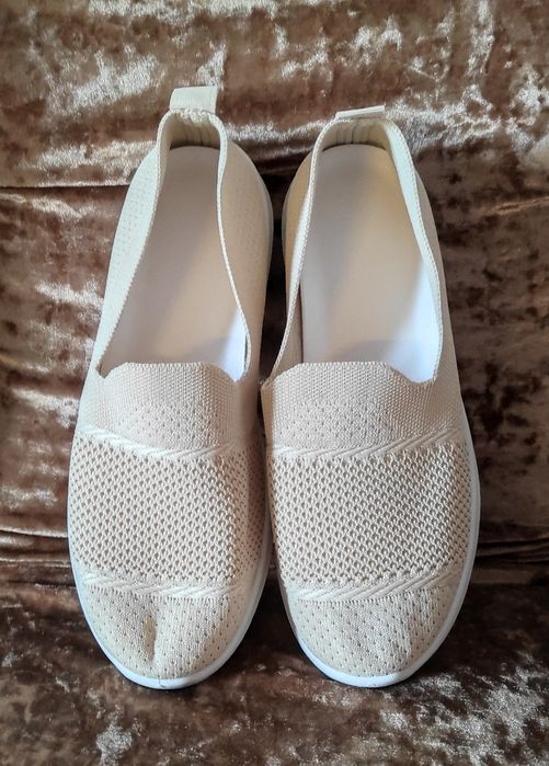 Nowe tenisówki baleriny wygodne 40