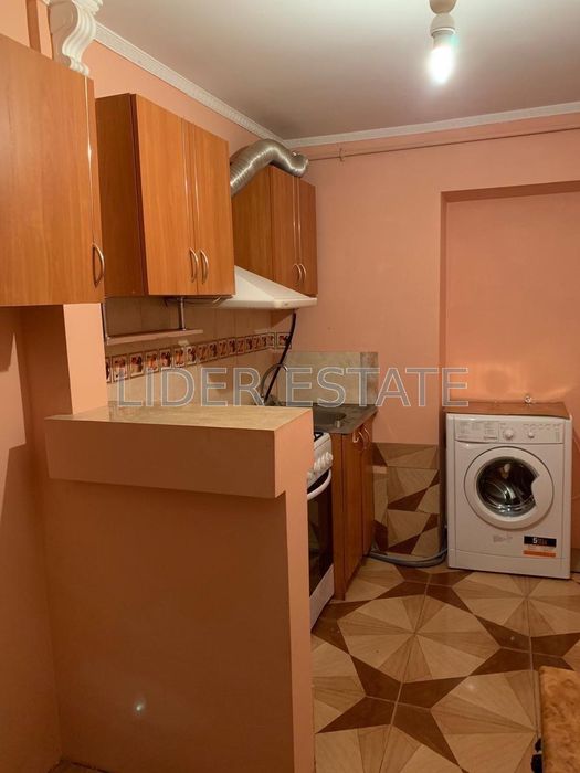 Здам 3-кімнатну квартиру в домі на 1-поверсі житлового будинку