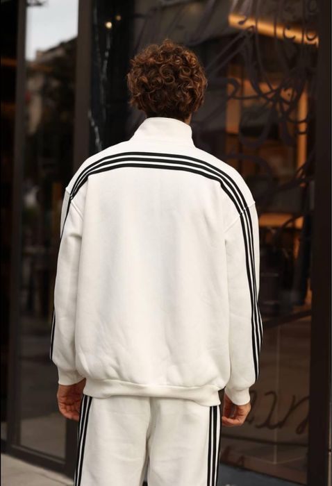 Спортивний костюм білий у стилі Adidas