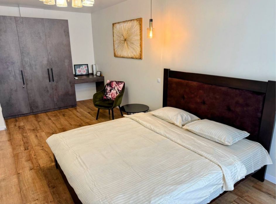 1-кімнатна квартира в самому центрі міста на 4 поверсі!