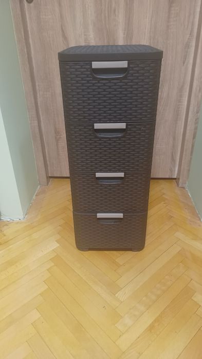 Ratowy regał/komoda łazienkowa firmy Curver