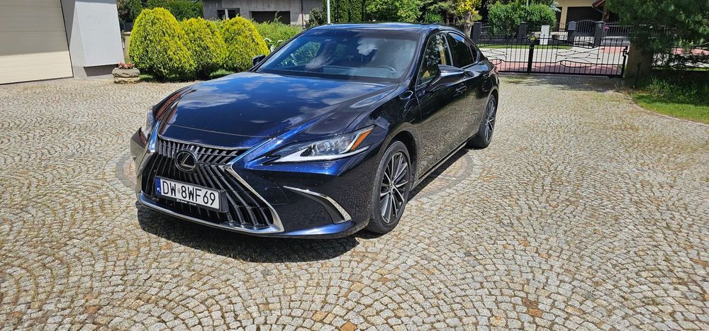 Lexus ES LEXUS ES 300h Pierwszy właściciel, serwisowany w ASO.