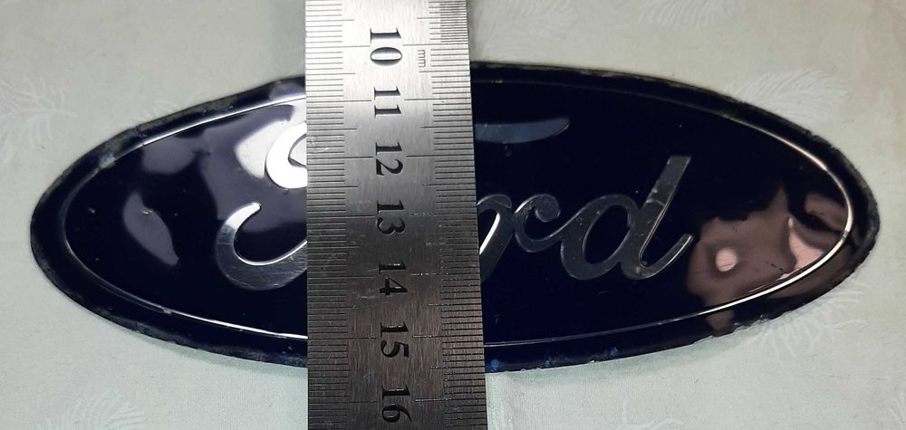 Продам эмблему на FORD, (б/у).