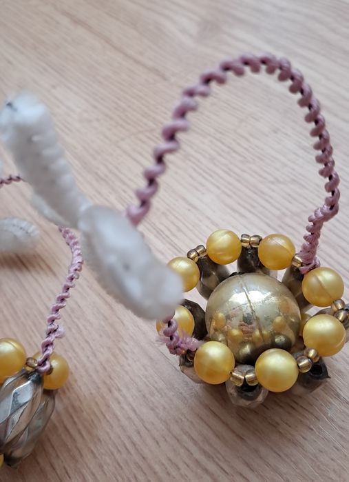 Stare bombki na choinke prl koszyczki