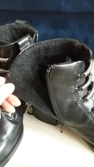 Botki skórzane czarne Lasocki 39
