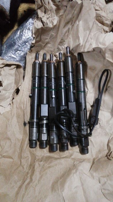 Продам форсунки 202 Е 202 F 202 G, 201 ВDEGF на ауди а6с5 2,5 тди