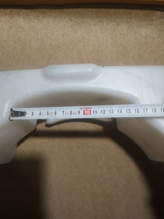 Бачок, бак, ємність