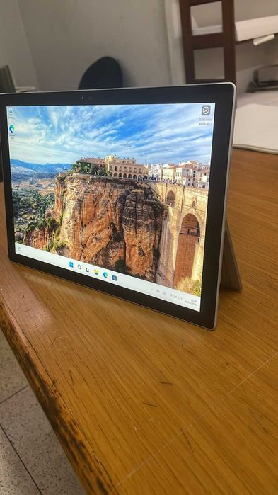 Microsoft Surface Pro 4440987074639974400
