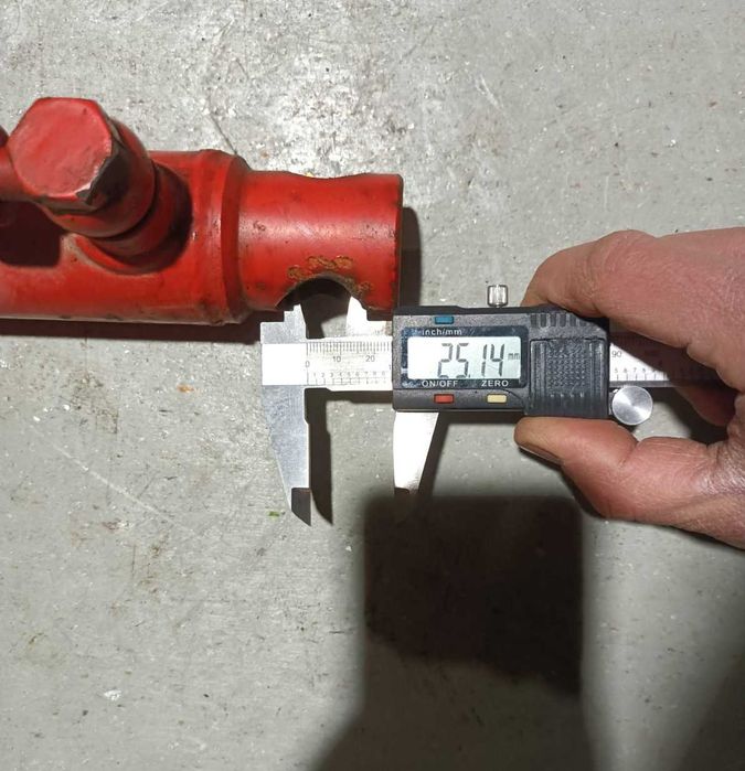 Siłownik teleskop cylinder ramię belki siewnej Kuhn Venta AL