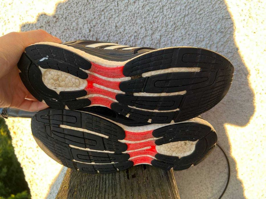 Кросівки Adidas Supernova