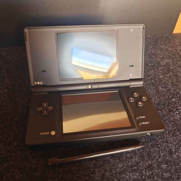 Nintendo DSi + 20 jogos