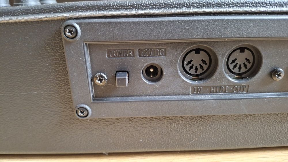 STUDIOLOGIC Numa Compact 2 – pianino cyfrowe / kontroler MIDI
Dostępn
