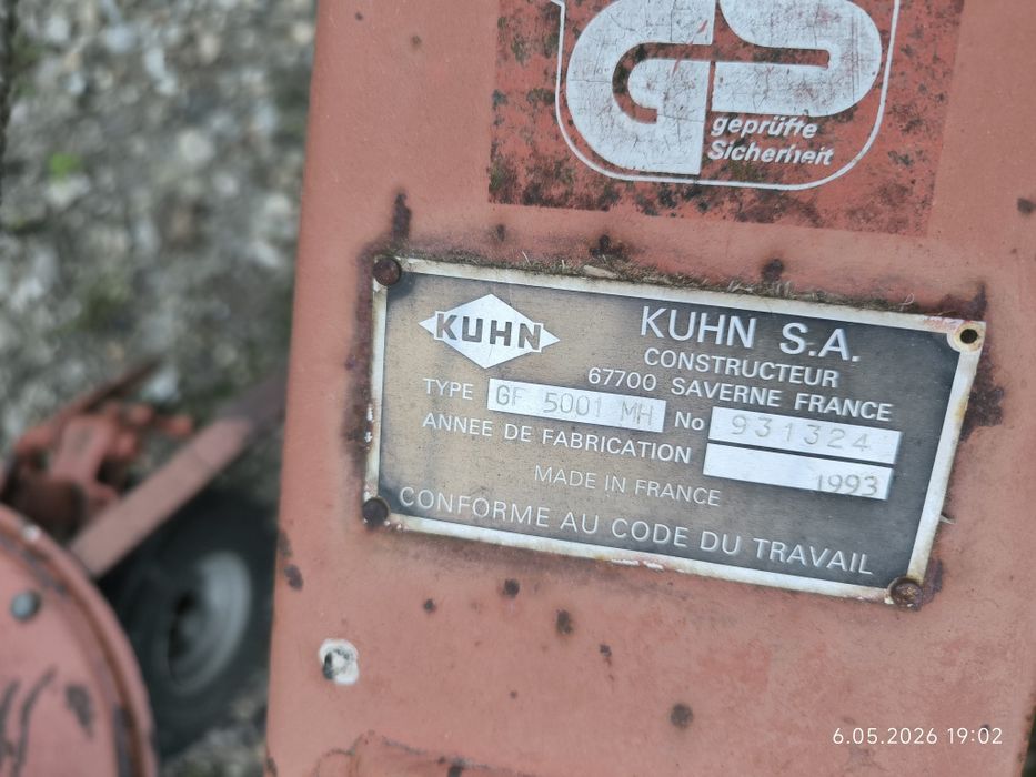 Przetrząsarka KUHN