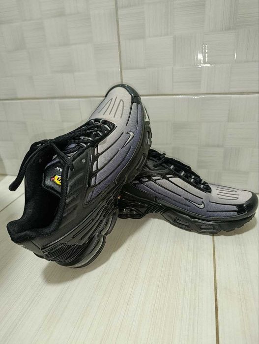 кроссовок Nike Air Max Plus III.  Размер 43