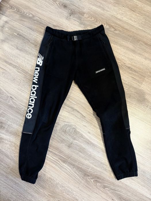 Штани флісові New Balance Sport Style Micro Fleece