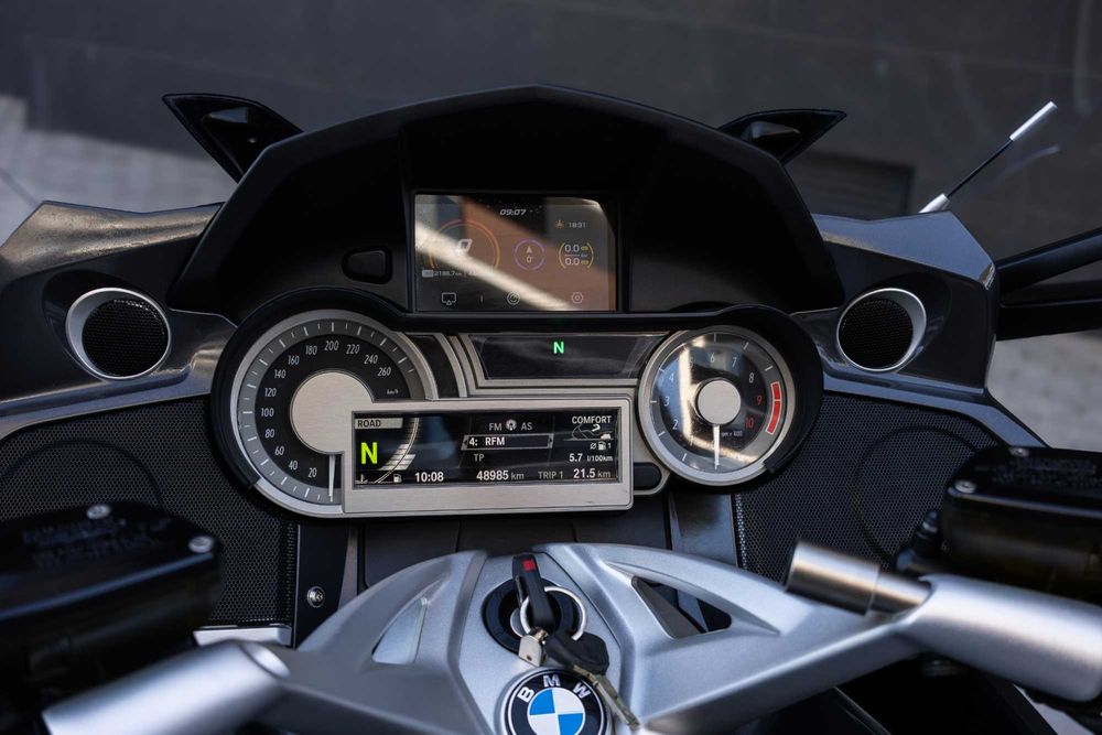 BMW K 1600 GT - FULL EXTRAS!