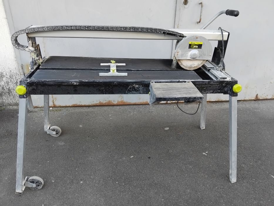 Електричний плиткоріз Titan PP200-920