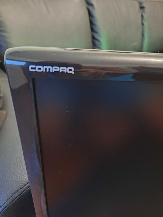 Monitor HP/Compaq ProDisplay P202 de 20 Polegadas