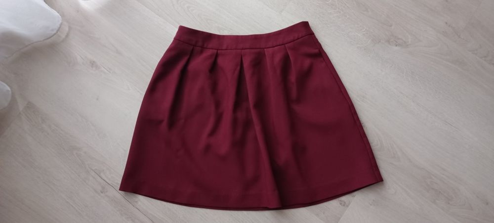 Spódnica krótka Stradivarius, S, bordowa