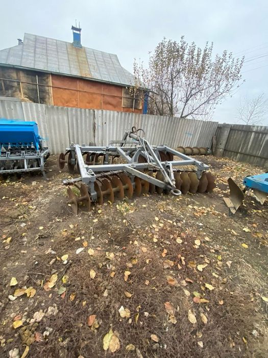 Продам дискову борону