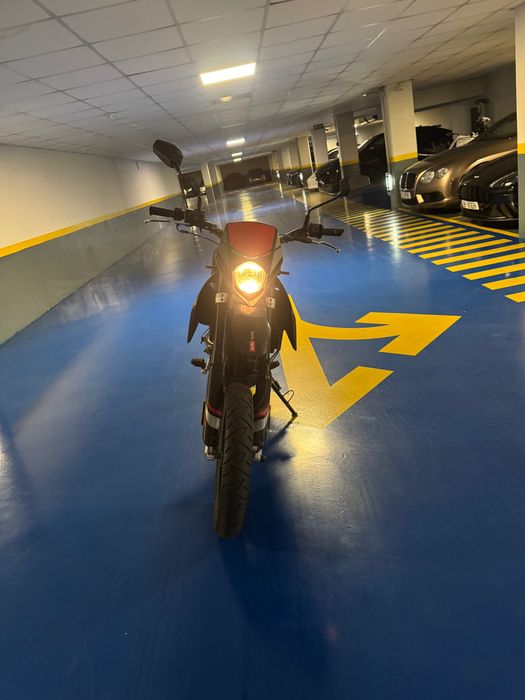 Aprilia SX 125 c/extras