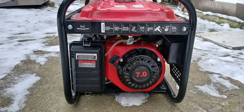 Генератор HONDA EP3800CX на бензині і газу