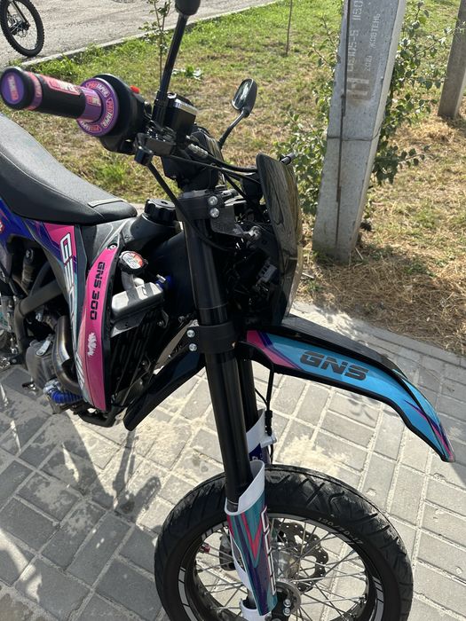 Geon gns 300 2023 motard