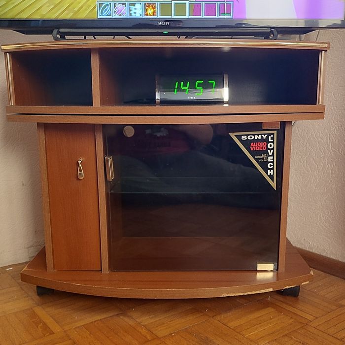 Тумба під телевізор