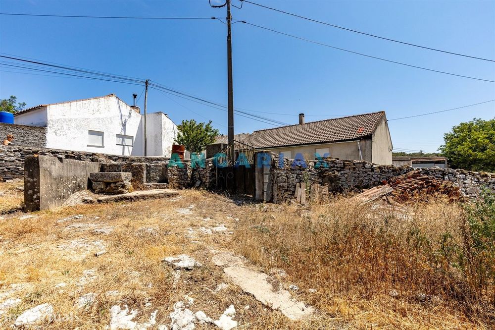 ANG1661 - Moradia T2 para Venda em São Bento, Porto de Mós