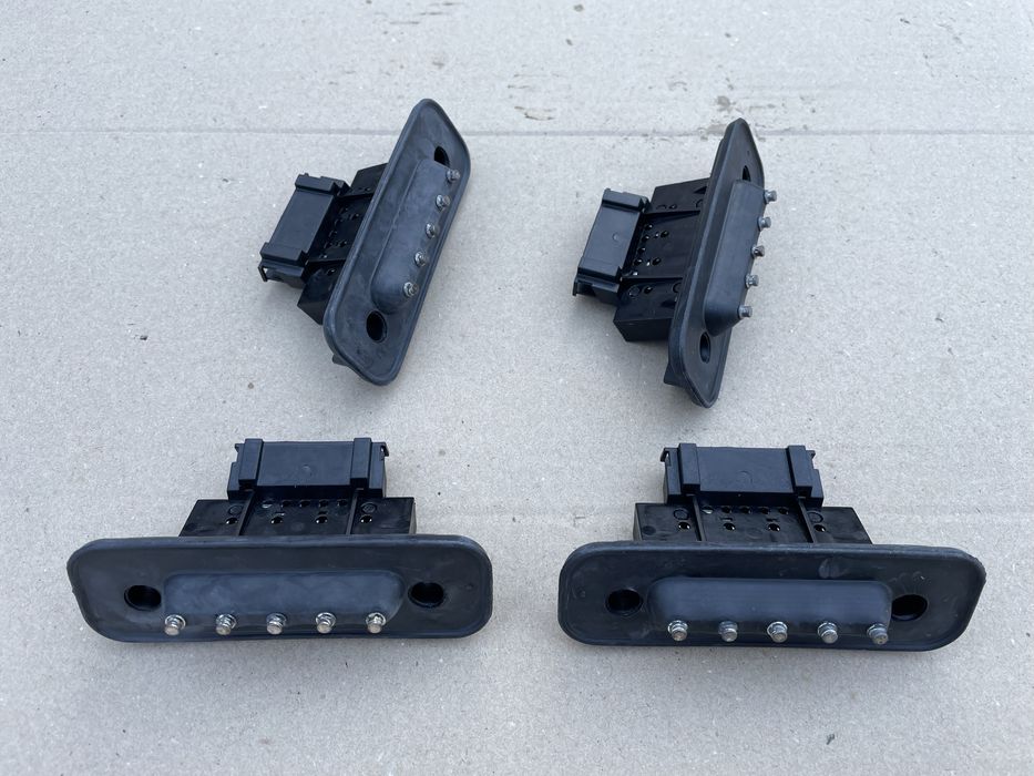 Контакт боковой двери на VITO-VIANO W639 W447