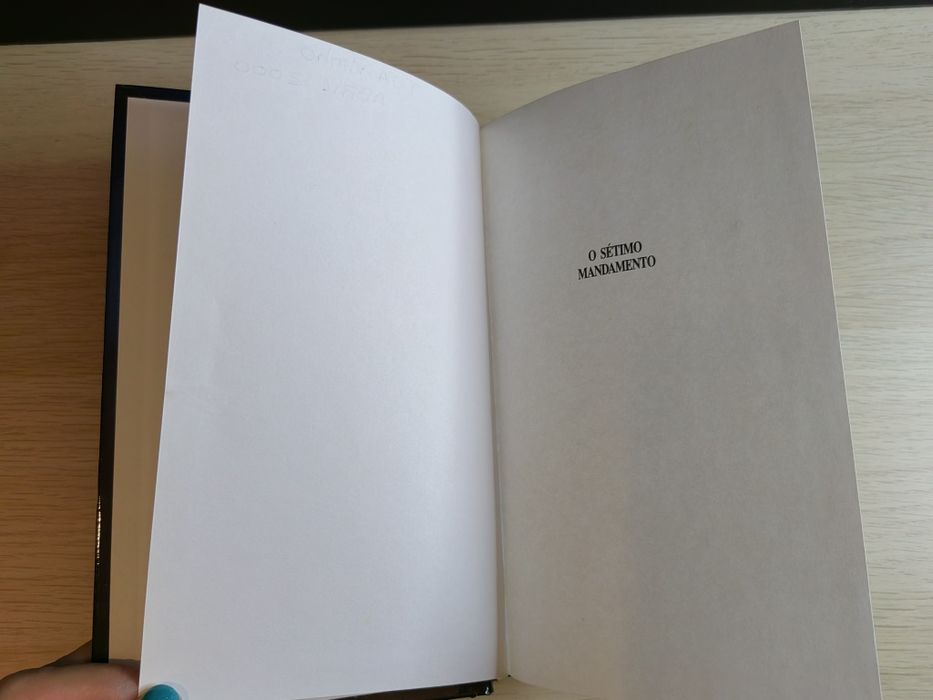 Livro "O Sétimo Mandamento" de Lawrence Sanders