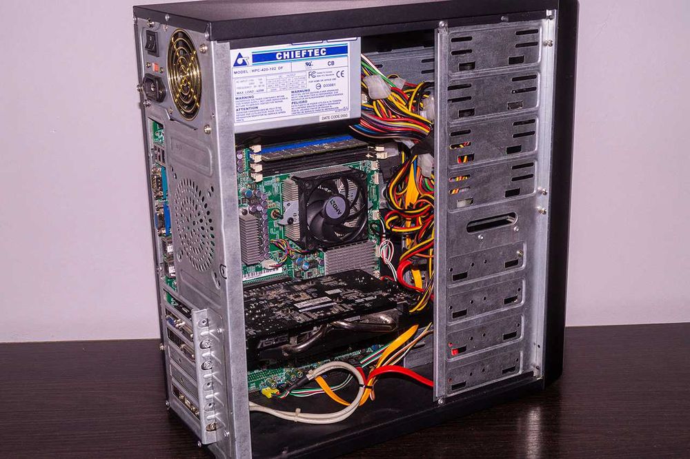 Системний блок AMD Opteron 8-яд*2.8GHz/8Gb/Ssd 120Gb/Hdd 640Gb/GTX650