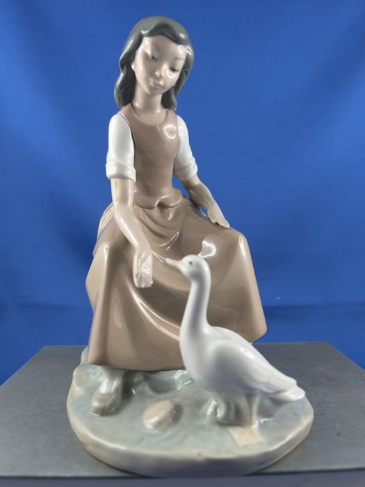 Gęsiarka Nao by Lladro Hiszpania #porcelana #ozdoba  #dekoracja