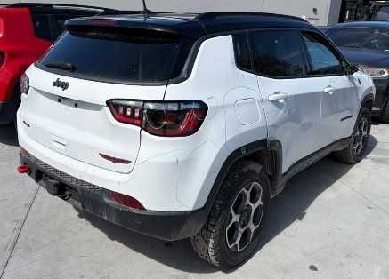 Jeep Compas Trailhawk 2.4 4x4 Kosmetycznie uszkodzony, znakomity do gazu!!!