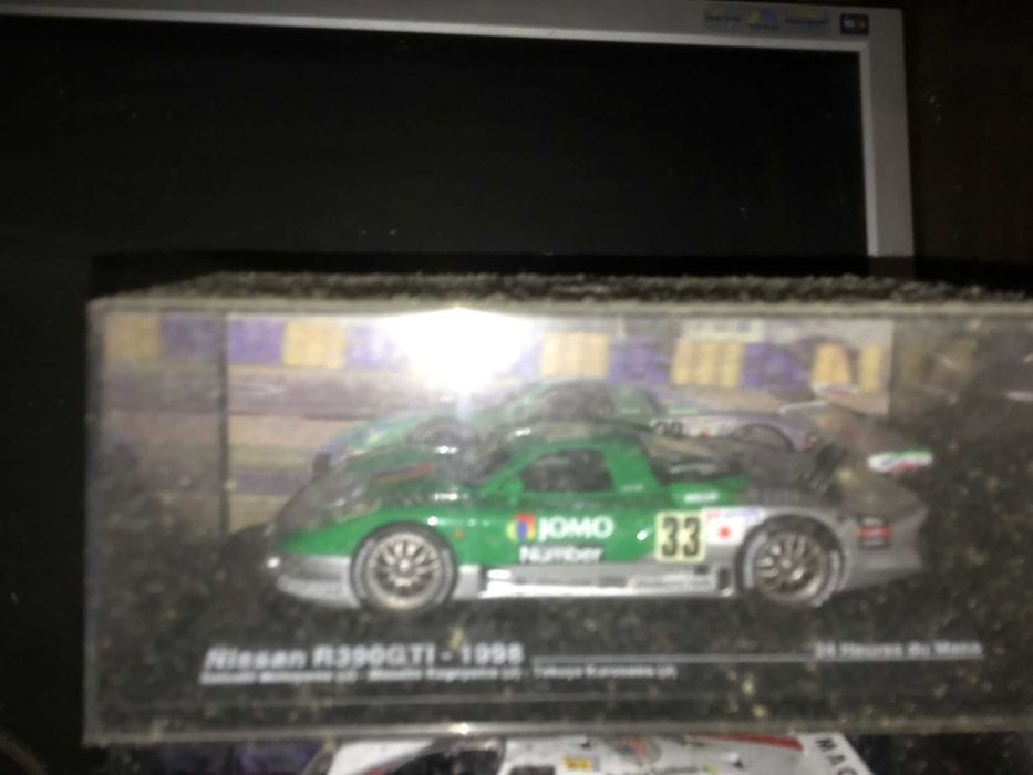 carrinho miniatura nissan 1998 verde