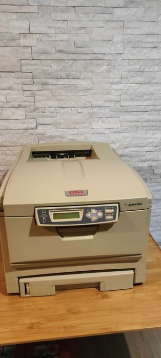 Sprzedam drukarkę Oki C5450