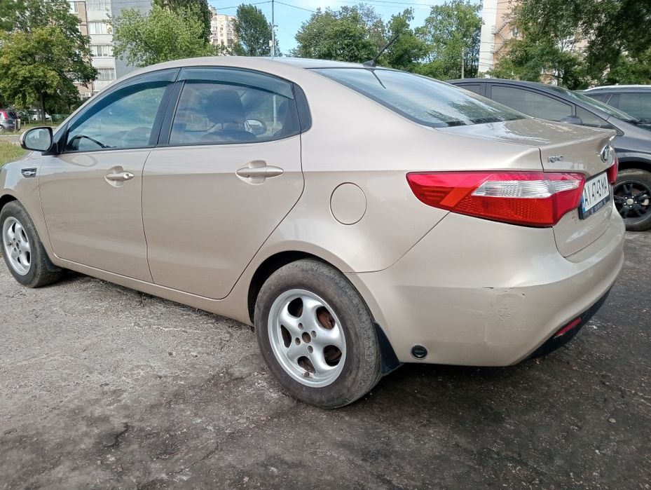 KIA RIO 1.6 Автомат