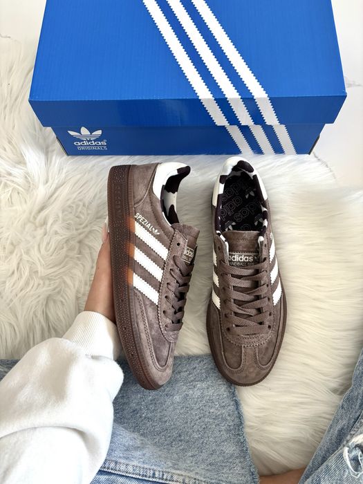 Жіночі кросівки Adidas Handball Spezial