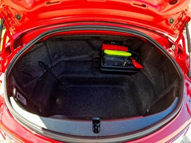 Lindo carro descapotado