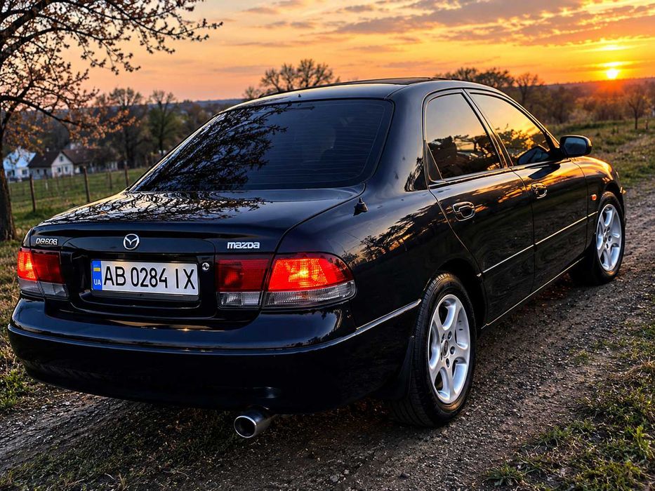 Авто мазда 626 1995 року